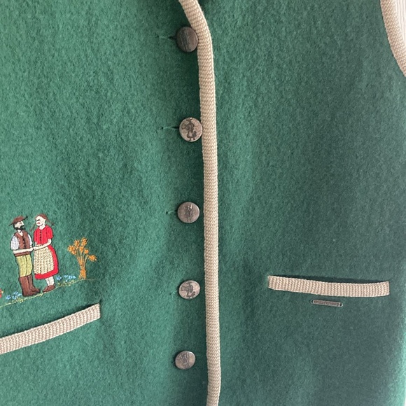 Geiger made in Austria pure new wool, embroidered vest. Size 40 (M). - Picture 6 of 9